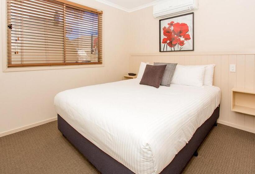 ویلای 3 خوابه, Paradise Tourist Park