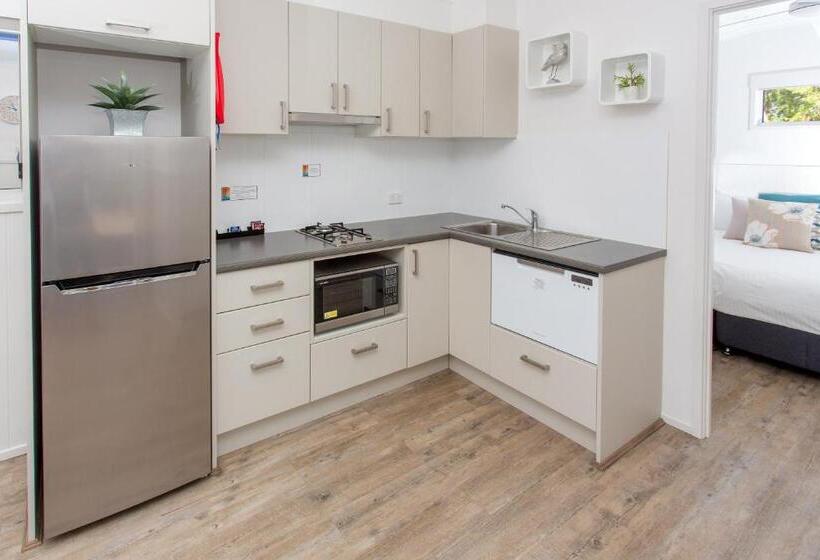 ویلای 1 خوابه, Paradise Tourist Park