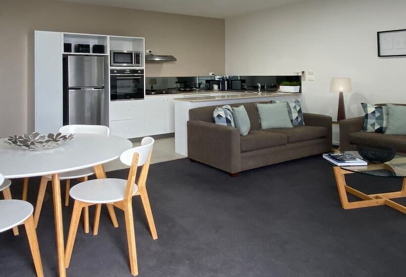 침실 1개 아파트, Shells Apartments