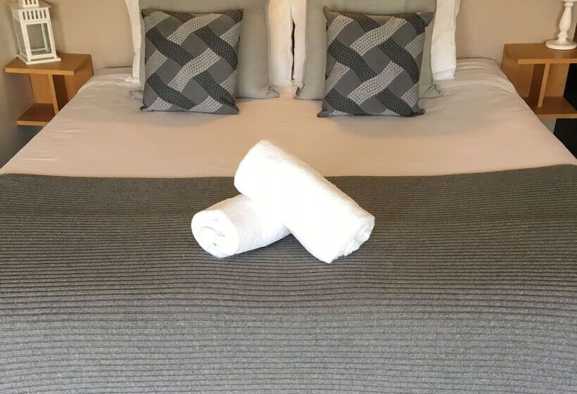 2ベッドルームアパートメント, Shells Apartments