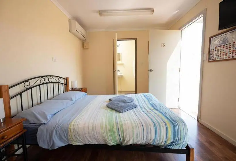 エコノミートリプルルーム, Rockhampton Backpackers Yha