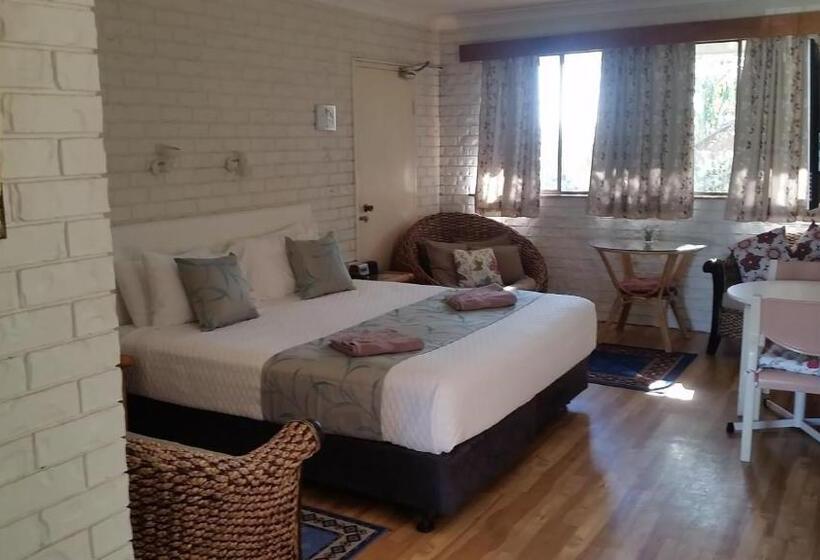 اتاق استاندارد, Holland Park Motel