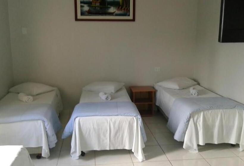 클래식 4인 룸, Amazonas