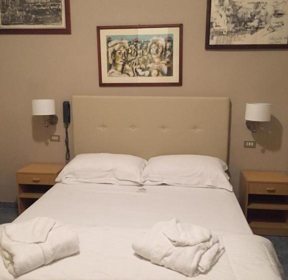 스탠다드 발코니 룸, Ariella