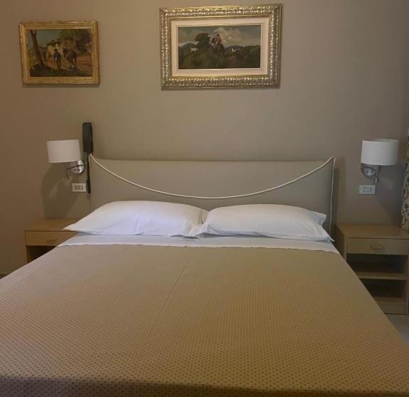 4인용 스탠다드 룸, Ariella