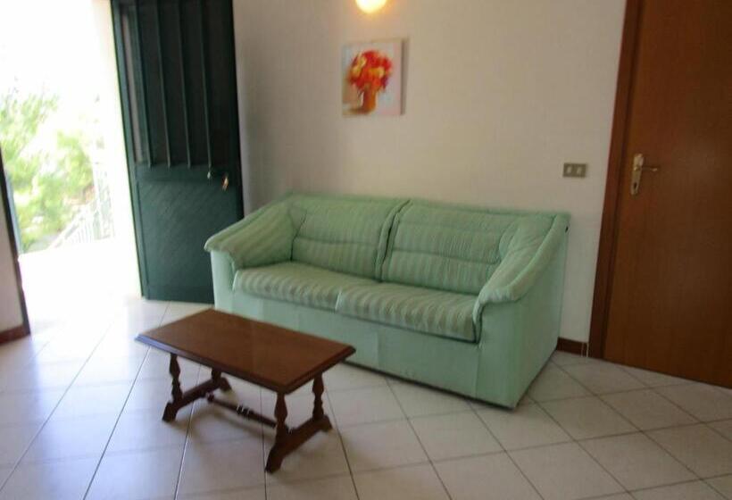 ２ベッドルームアパートメント, Villa Maria