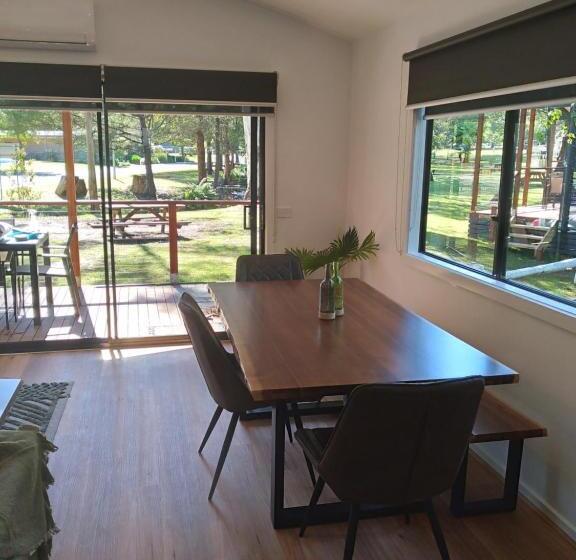 디럭스 방갈로, Marysville Holiday Park