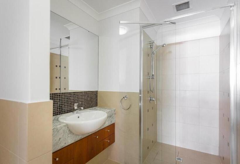 3침실 프리미엄 아파트, Nautilus By Rockingham Apartments