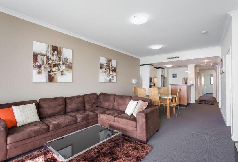 3침실 프리미엄 아파트, Nautilus By Rockingham Apartments