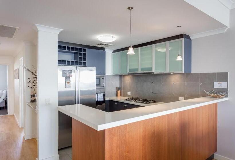 Апартаменты Premium 3 Спальни, Nautilus By Rockingham Apartments