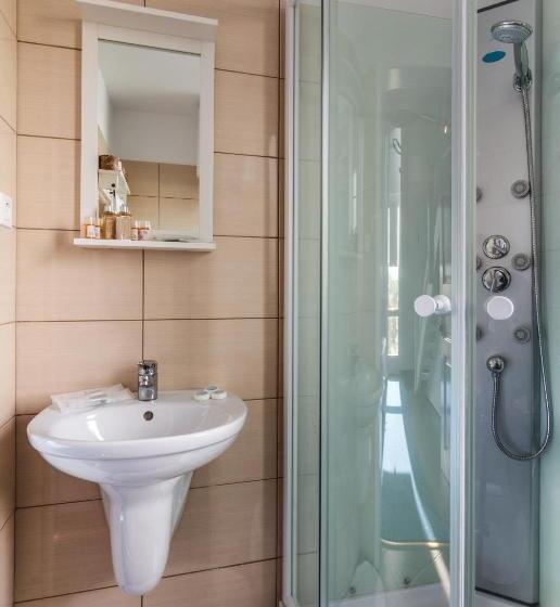 استودیوی لوکس, Podere Villa Olmo