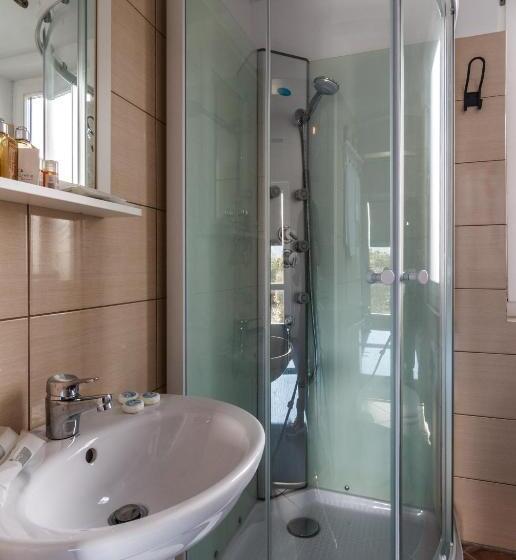 استودیوی لوکس, Podere Villa Olmo