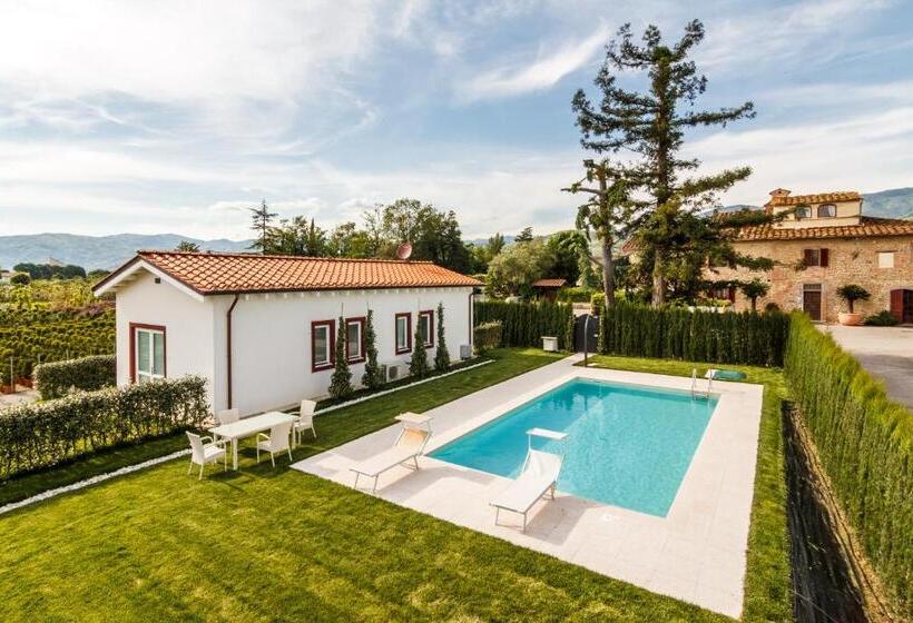 استودیوی لوکس, Podere Villa Olmo