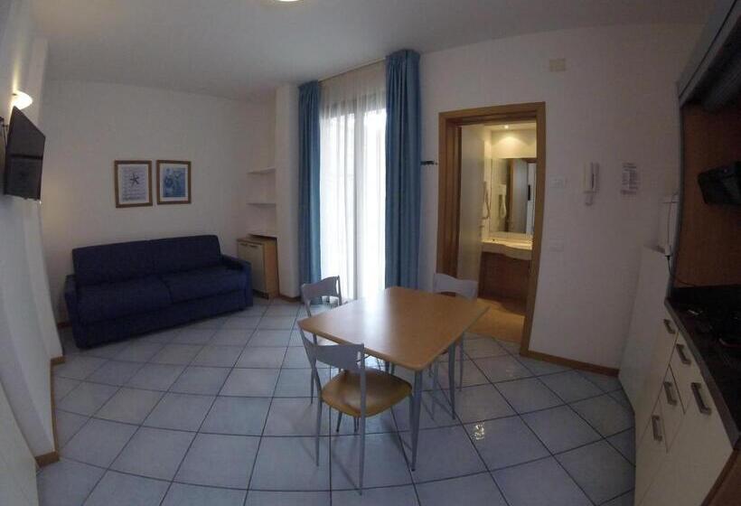 استودیوی استاندارد, Residence Ascot