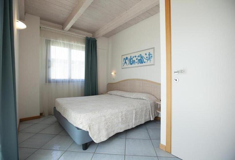 Apartamento 2 Dormitórios, Residence Ascot