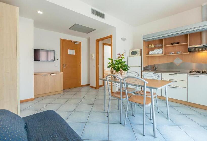 آپارتمان 1 خوابه با بالکن, Residence Ascot