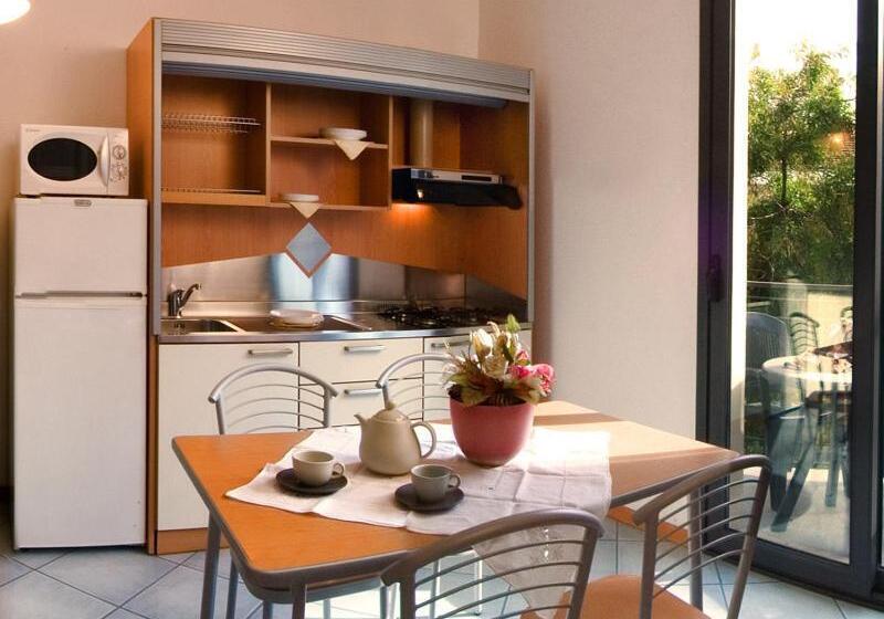 آپارتمان 1 خوابه با بالکن, Residence Ascot