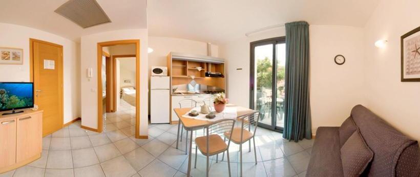 Apartamento 1 Dormitório com Sacada, Residence Ascot