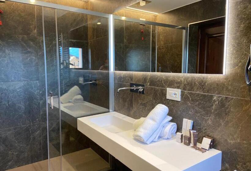 Classic room with balcony, Il Poggio