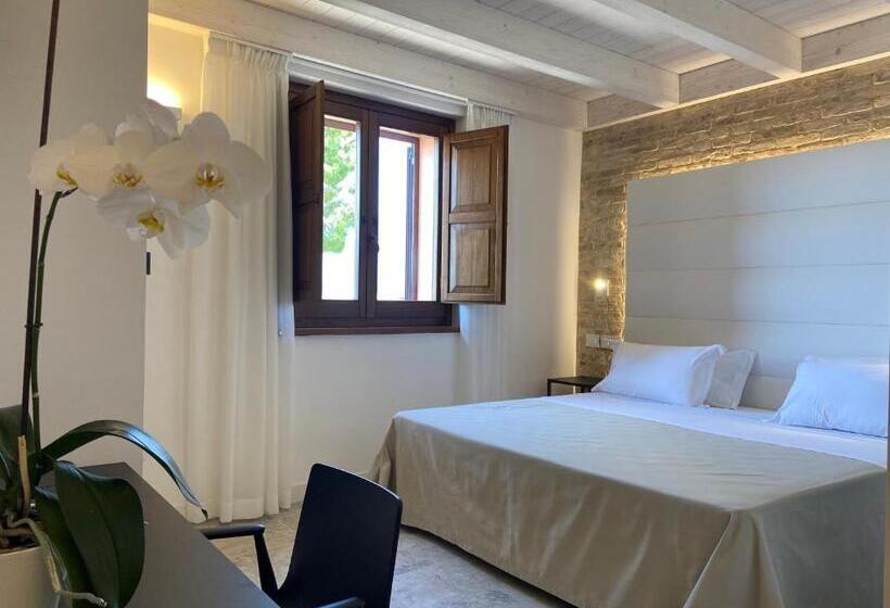 Classic room with balcony, Il Poggio