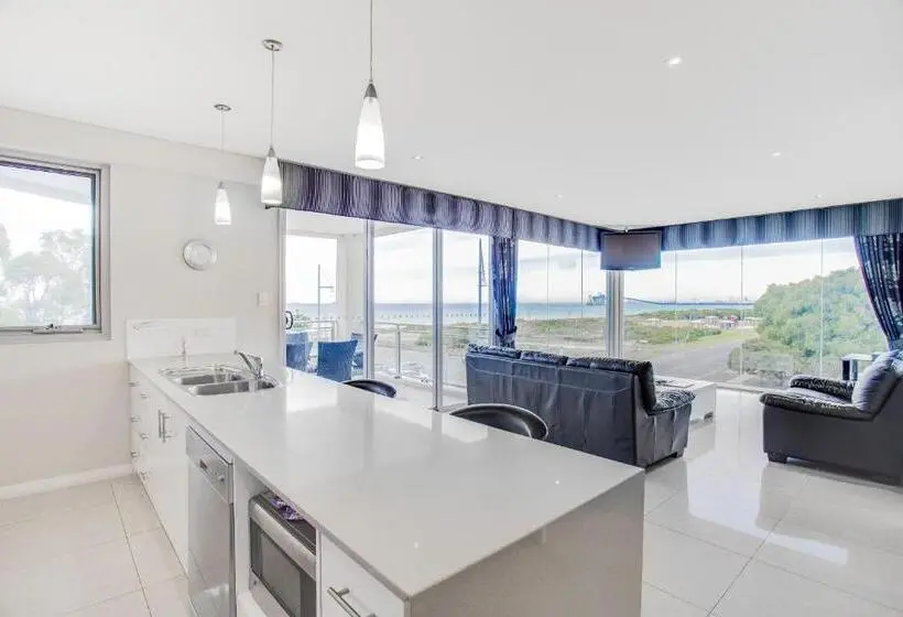 プレミアム３ベッドルームアパート, Spinnakers By Rockingham Apartments