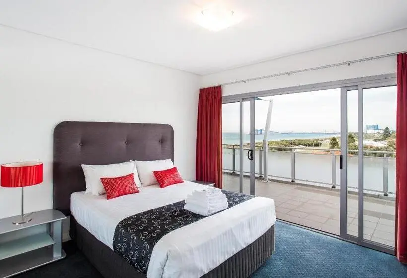 エクゼクティブアパートメントの３ベッドルーム, Spinnakers By Rockingham Apartments