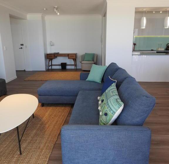 Апартаменты Premium 2 Спальни, Albatross North Apartments