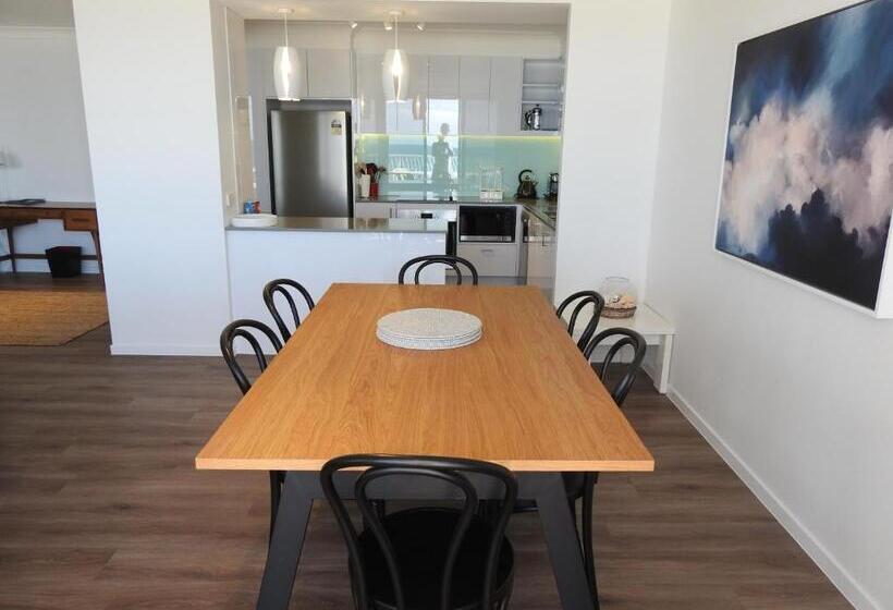 Апартаменты Premium 2 Спальни, Albatross North Apartments