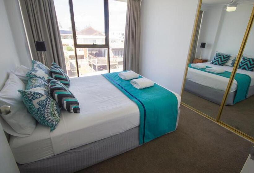 Апартаменты 3 Спальни, Albatross North Apartments