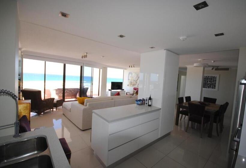 Апартаменты Premium 2 Спальни, Albatross North Apartments