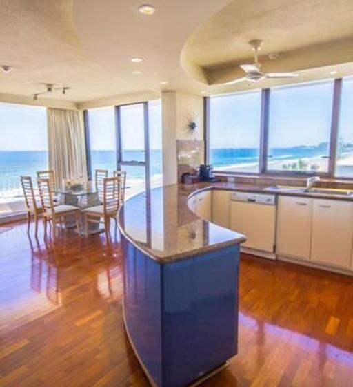 Апартаменты Premium 3 Спальни, Albatross North Apartments