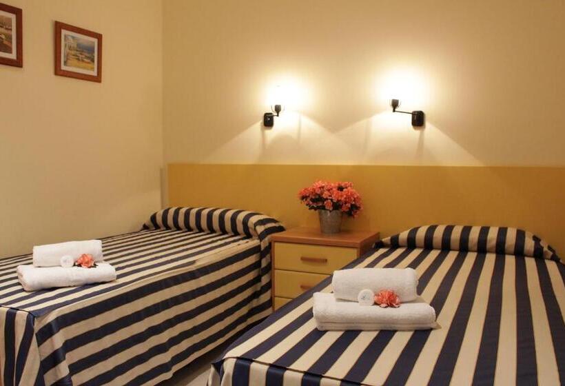 شقة غرفة واحدة, Apartaments Tamariu