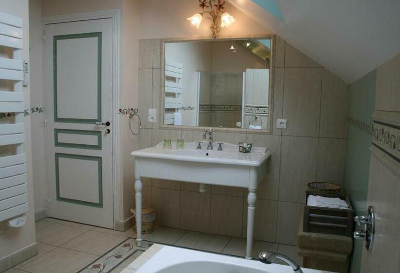 スタンダードルーム, La Closerie Des Sacres