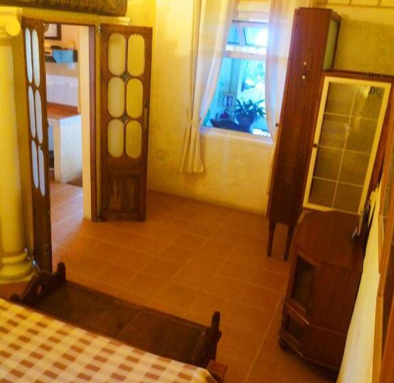 标准工作室, La Reine Creole