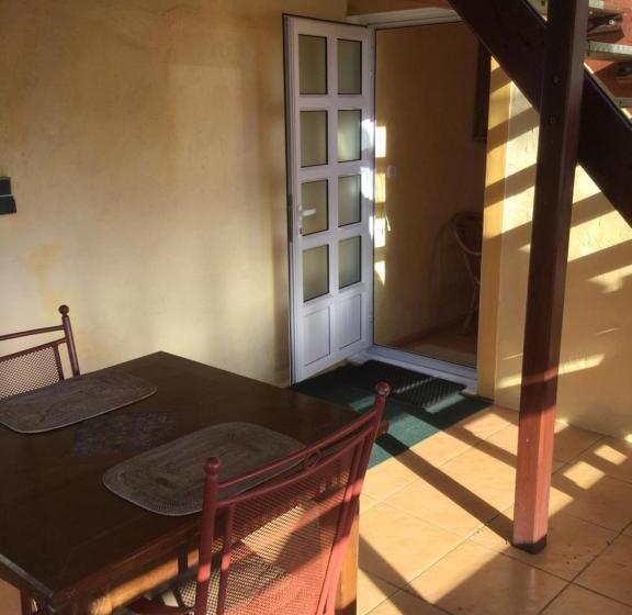 带露台的标准工作室, La Reine Creole