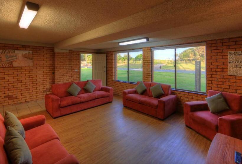 Апартаменты 4 Спальни, Diamond Beach Resort, Mid North Coast Nsw