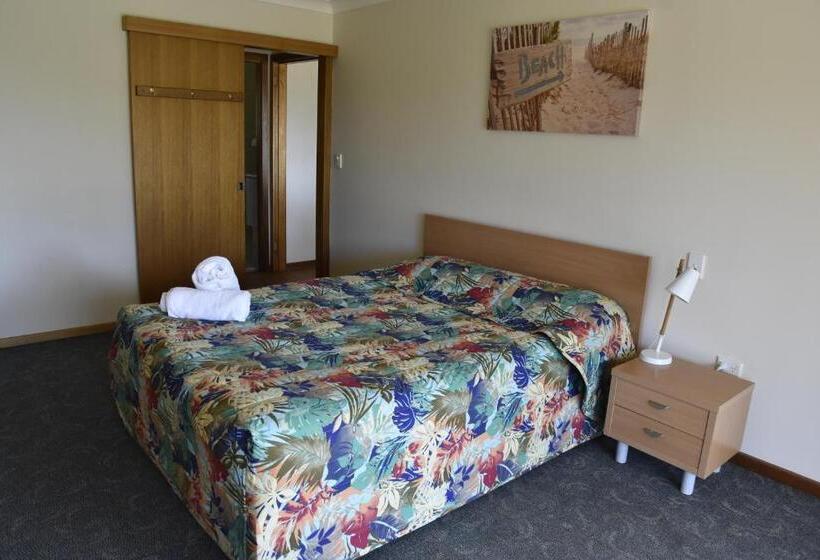 Апартаменты 2 Спальни Вид на Море, Diamond Beach Resort, Mid North Coast Nsw