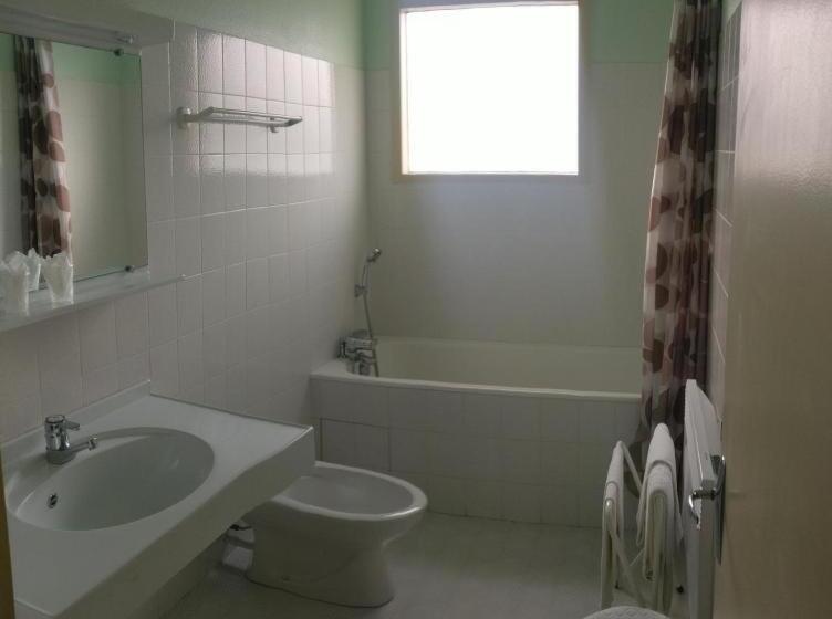 חדר סטנדרט לארבעה, Les Portes Du Cantal