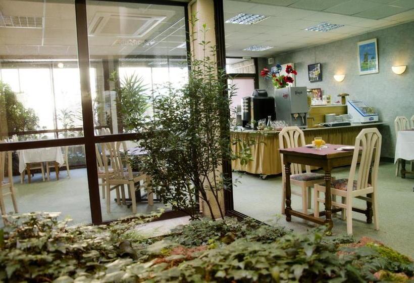 חדר סופריור נוף לגינה, Les Portes Du Cantal