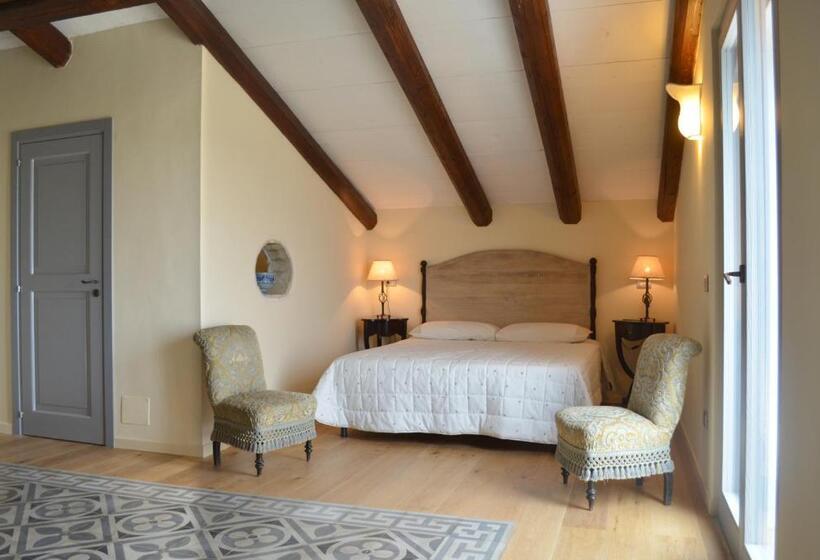 Номер Стандарт с Балконом, Masseria Celentano Relais & Agriturismo