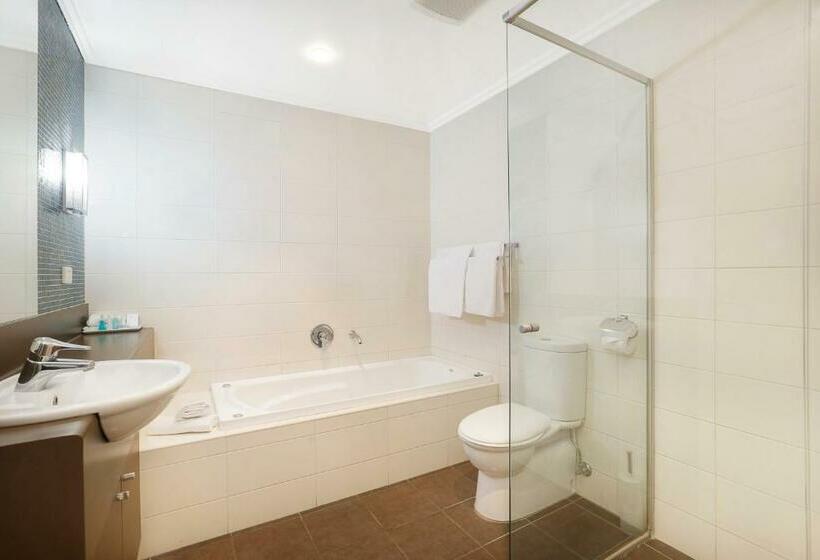 이그제큐티브 룸 킹사이즈 침대, Springs Shoalhaven Nowra
