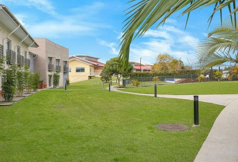 חדר סטנדרט נוף לבריכה, Springs Shoalhaven Nowra