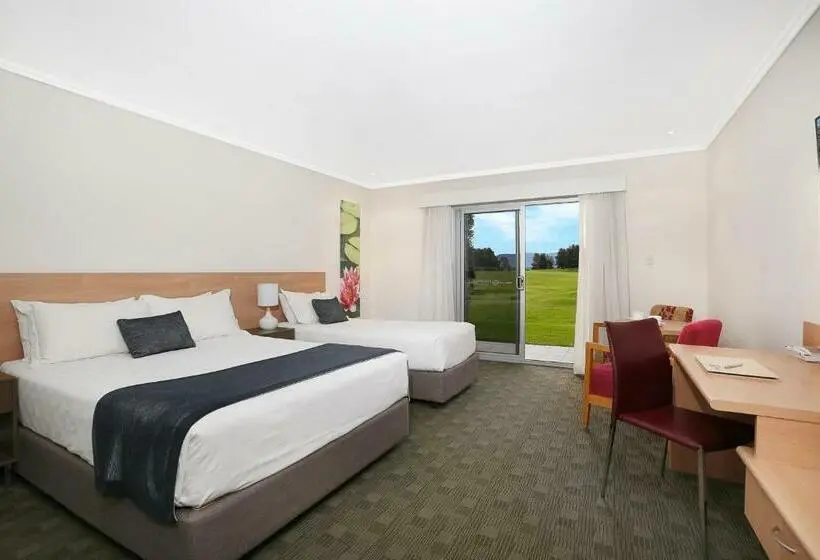 山の見えるスーペリアルーム, Springs Shoalhaven Nowra