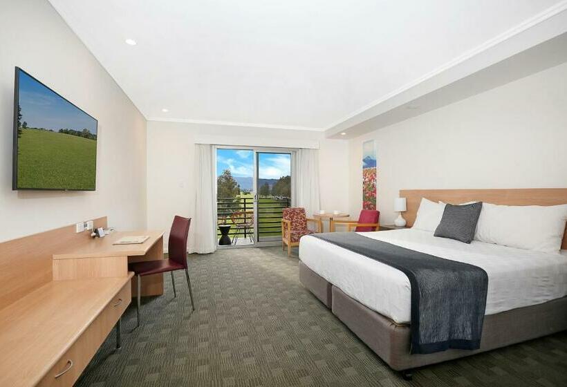 חדר אקזקיוטיב חדר קינג, Springs Shoalhaven Nowra