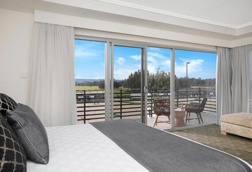 חדר דחוקס עם מיטת קינג, Springs Shoalhaven Nowra