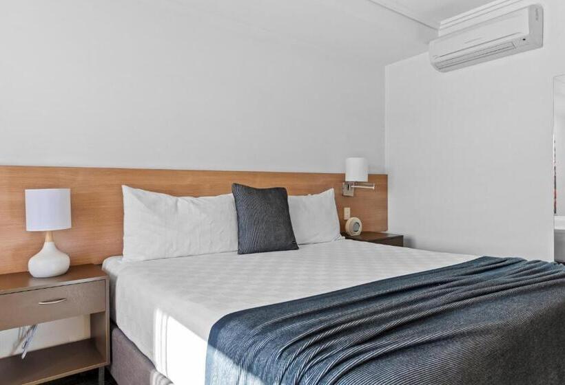 חדר אקזקיוטיב חדר קינג, Springs Shoalhaven Nowra