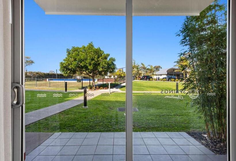 חדר סטנדרט נוף לבריכה, Springs Shoalhaven Nowra