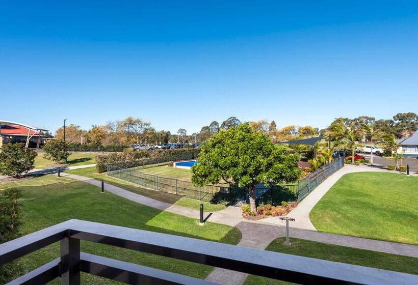 חדר סטנדרט נוף לבריכה, Springs Shoalhaven Nowra