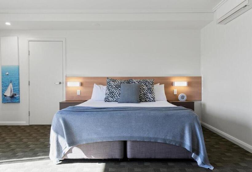 이그제큐티브 룸 킹사이즈 침대, Springs Shoalhaven Nowra