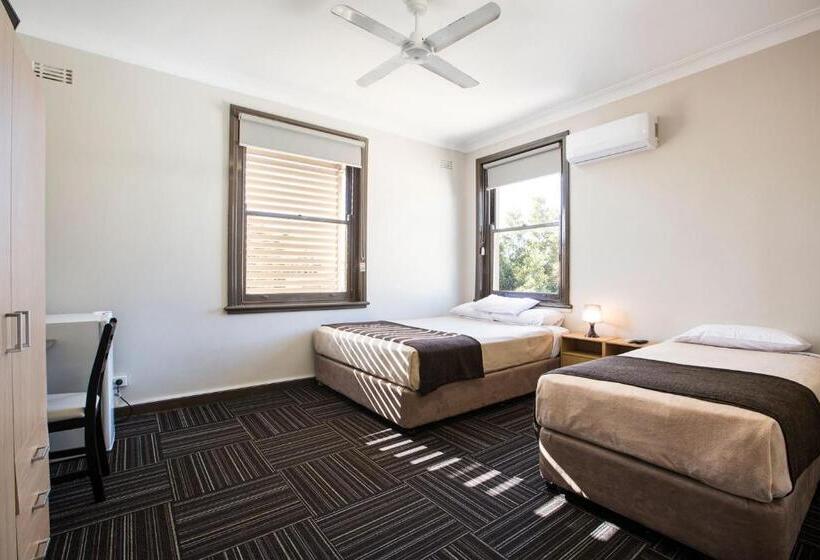 Номер Economy с общей ванной комнатой, Toongabbie